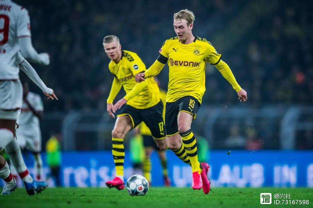 德甲窗口期走向成谜,莱比锡队长鼓劲,管理层满意,身体对抗强度拉满 德甲窗口期走向成谜,莱比锡队长鼓劲,管理层满意,身体对抗强度拉满