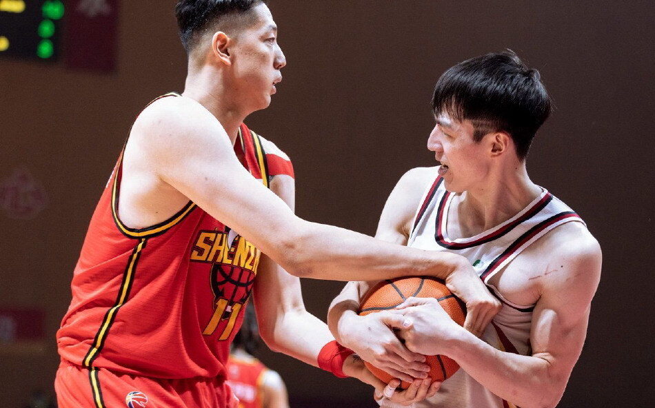 深圳男篮国际比赛日主帅复盘；志在CBA常规赛名次提升；悬念犹存；临场指挥获称赞的简单介绍