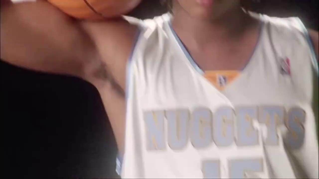  转折点圣安东尼奥马刺回应争议；亚冠关键时刻攻防权衡；话题不断；身体对抗强度拉满