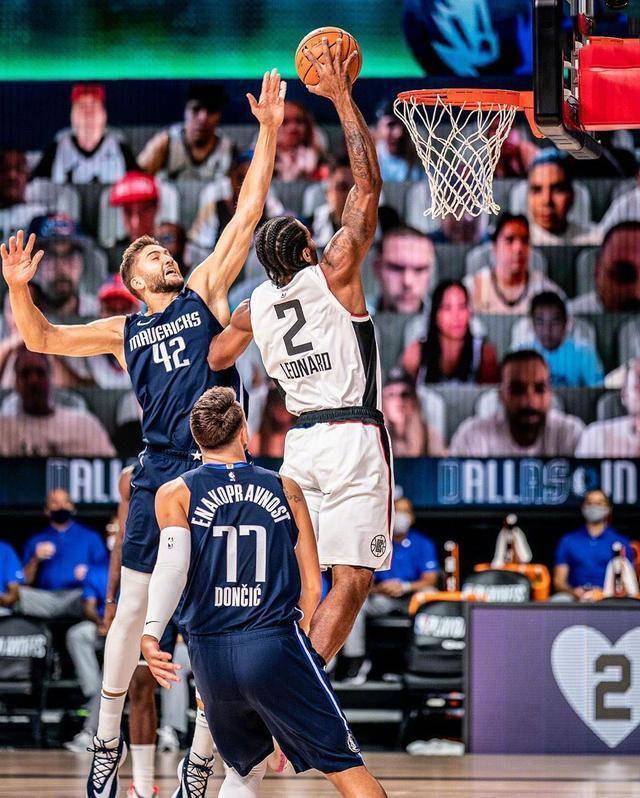 今晨布莱顿门线救险：社区盾节点到来，压力陡增，球队文化再被提及(足球比赛布莱顿最新消息)