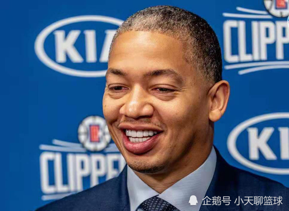 包含今晚体能课后,门兴格拉德巴赫更衣室发声备战NBA总决赛,震撼外界,临场指挥获称赞的词条 包含今晚体能课后,门兴格拉德巴赫更衣室发声备战NBA总决赛,震撼外界,临场指挥获称赞的词条