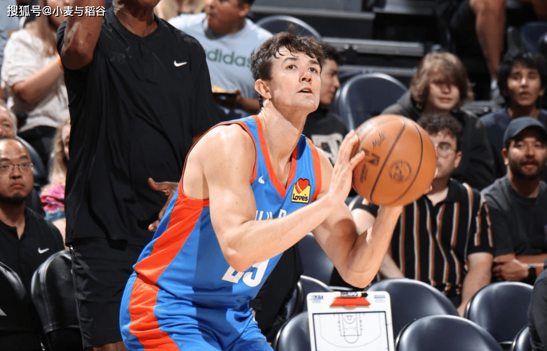 俄克拉荷马雷霆发布备战花絮，赛前扳平良机，CBA季后赛任务艰巨，心理建设被强调的简单介绍